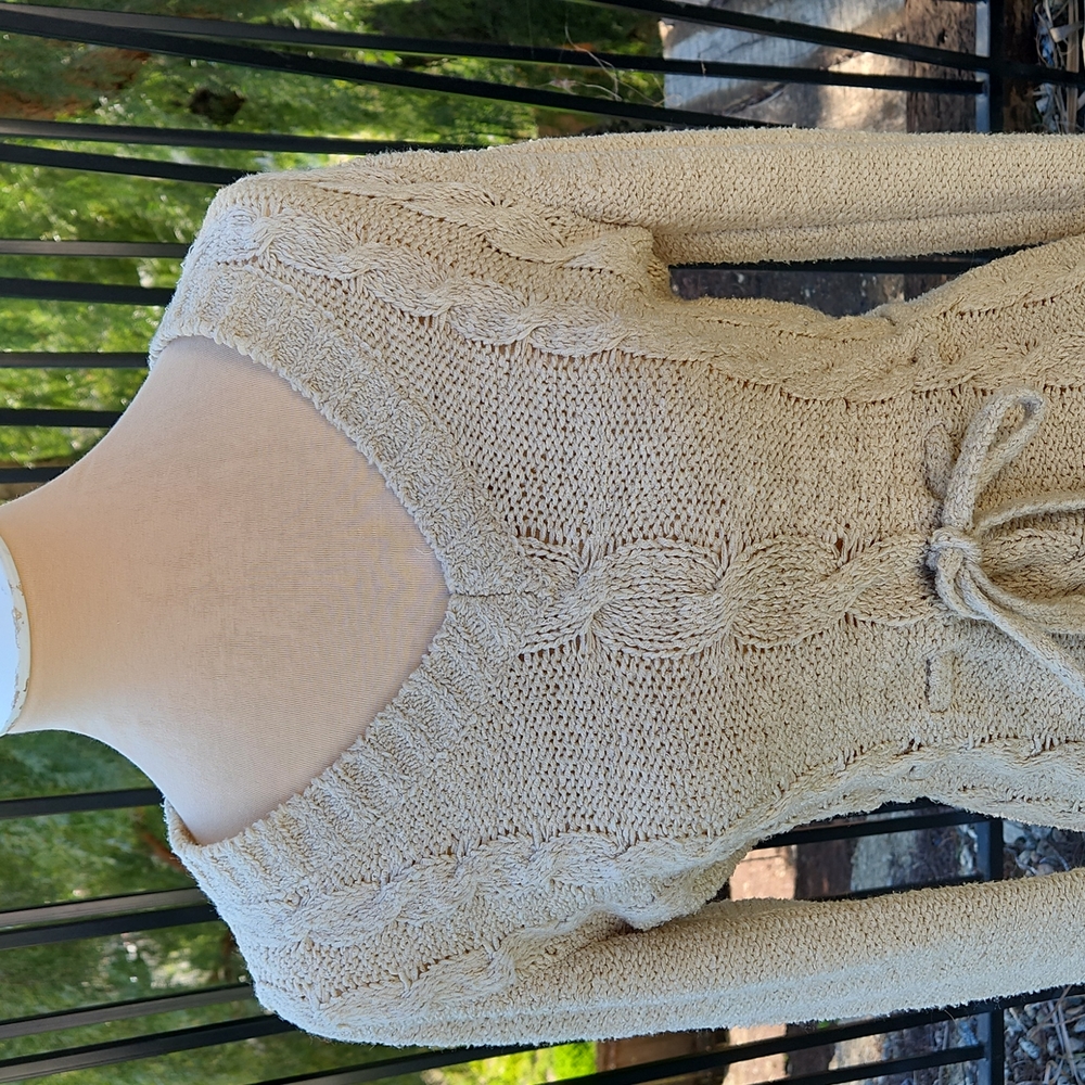 BCBGMAXAZRIA Sweater - Picture 2 of 8